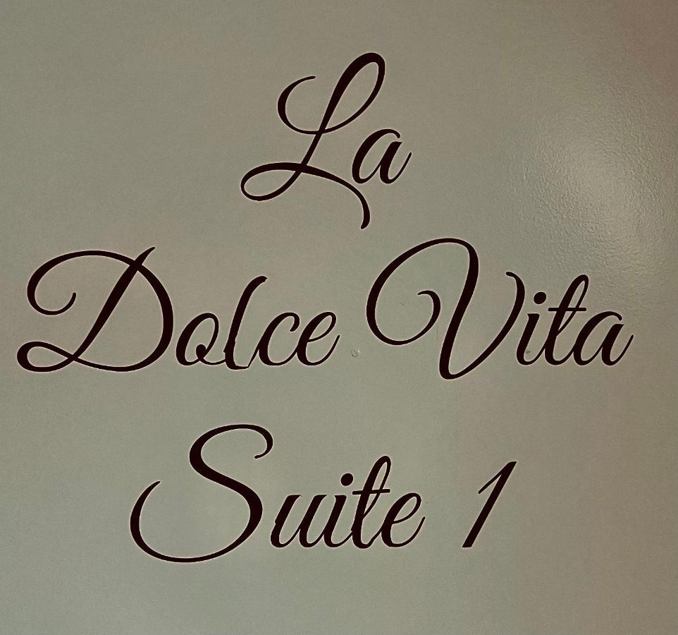 La Dolce Vita Suites Leeuwarden Extérieur photo
